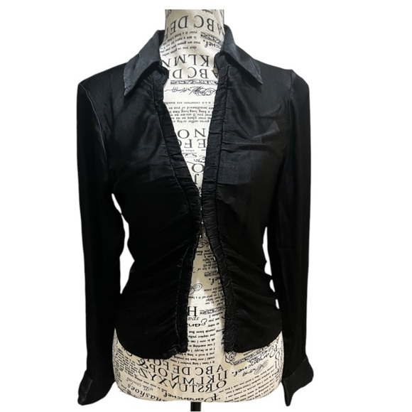 ASTR The Label Shannon Top, Size Small, figure flattering NWOT - Picture 4 of 12